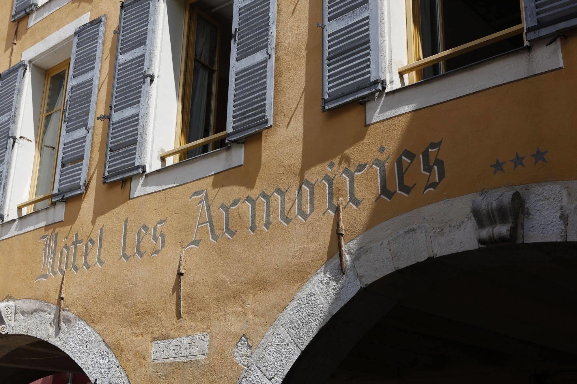 Hotel Les Armoiries Valbonne Exterior foto