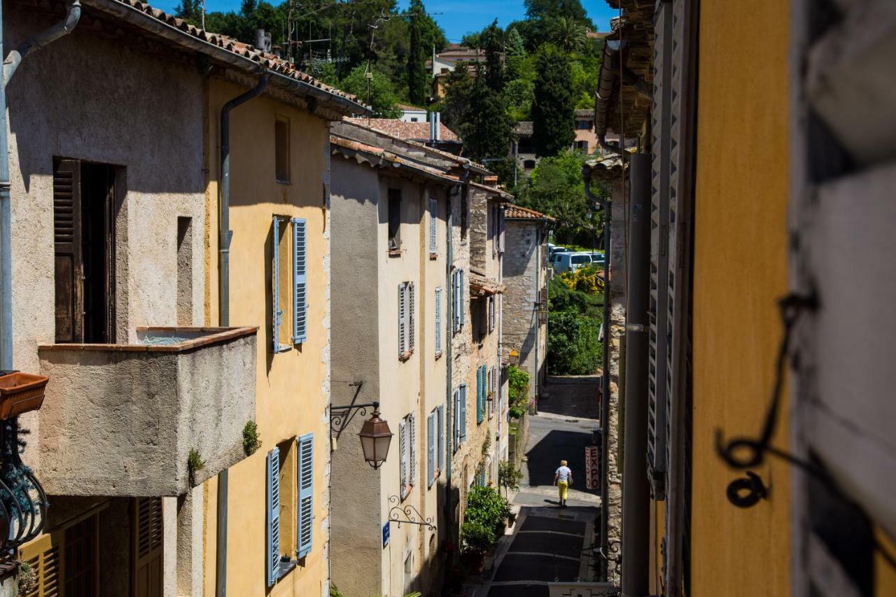 Hotel Les Armoiries Valbonne Exterior foto