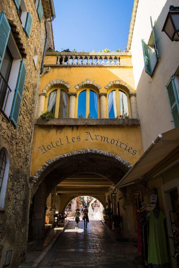 Hotel Les Armoiries Valbonne Exterior foto