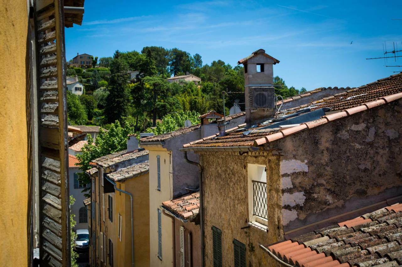 Hotel Les Armoiries Valbonne Exterior foto